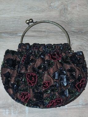 Embroidered beaded Brown Floral Evening Handbag with Brass Kiss Handle